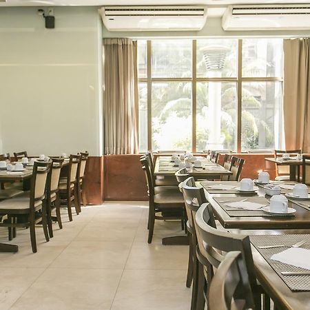 Hotel Atlantico Tower ริโอเดจาเนโร ภายนอก รูปภาพ Interior of a restaurant in Bangkok