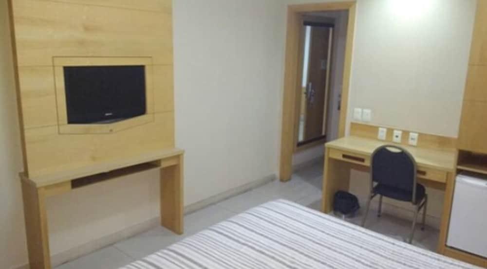 Hotel Atlantico Tower ริโอเดจาเนโร ภายนอก รูปภาพ A room at the hotel