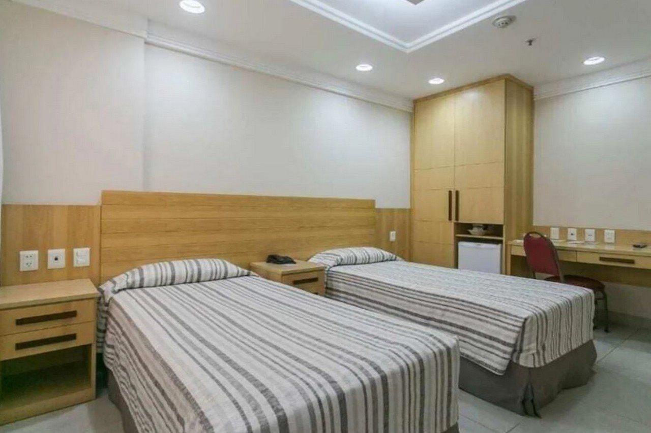 Hotel Atlantico Tower ริโอเดจาเนโร ภายนอก รูปภาพ Room in a hostel