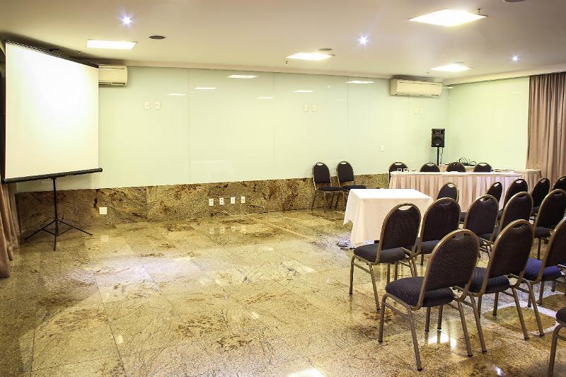 Hotel Atlantico Tower ริโอเดจาเนโร ภายนอก รูปภาพ A meeting room in a hotel
