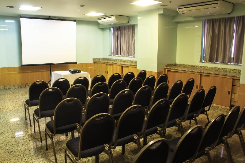 Hotel Atlantico Tower ริโอเดจาเนโร ภายนอก รูปภาพ A meeting room
